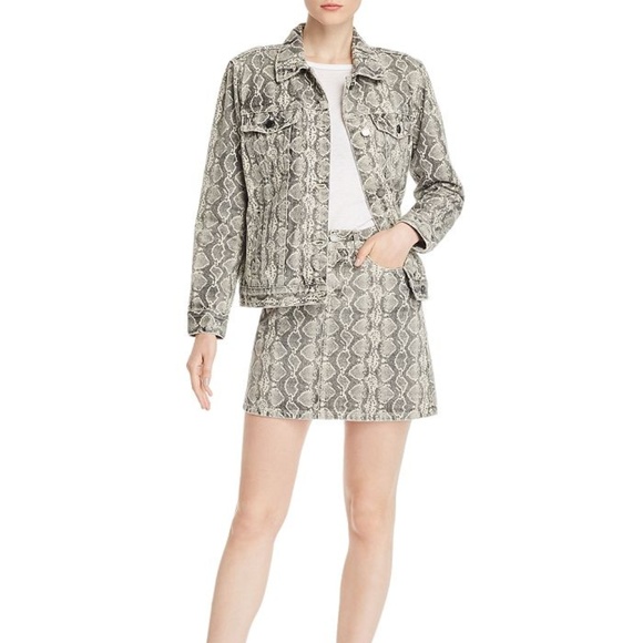 [BLANKNYC] Snake Print Denim Mini Skirt - Picture 2 of 5